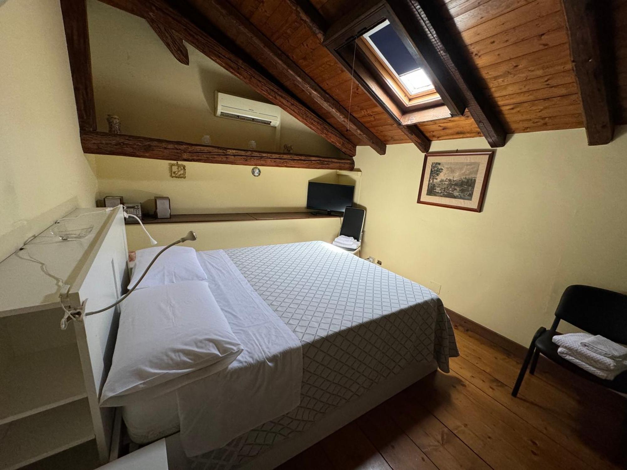 Appartamento A Casa Di Bert - Catania Luaran gambar